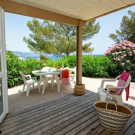 Le Camp Du Domaine Campsite Bormes-les-Mimosas