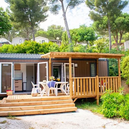 Campsite Le Camp Du Domaine