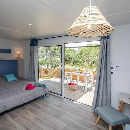 Le Camp Du Domaine Campsite Bormes-les-Mimosas